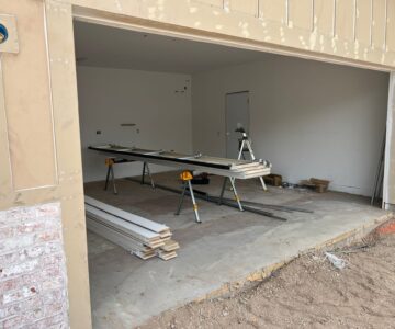 Emergency Garage Door Repair in Phoenix