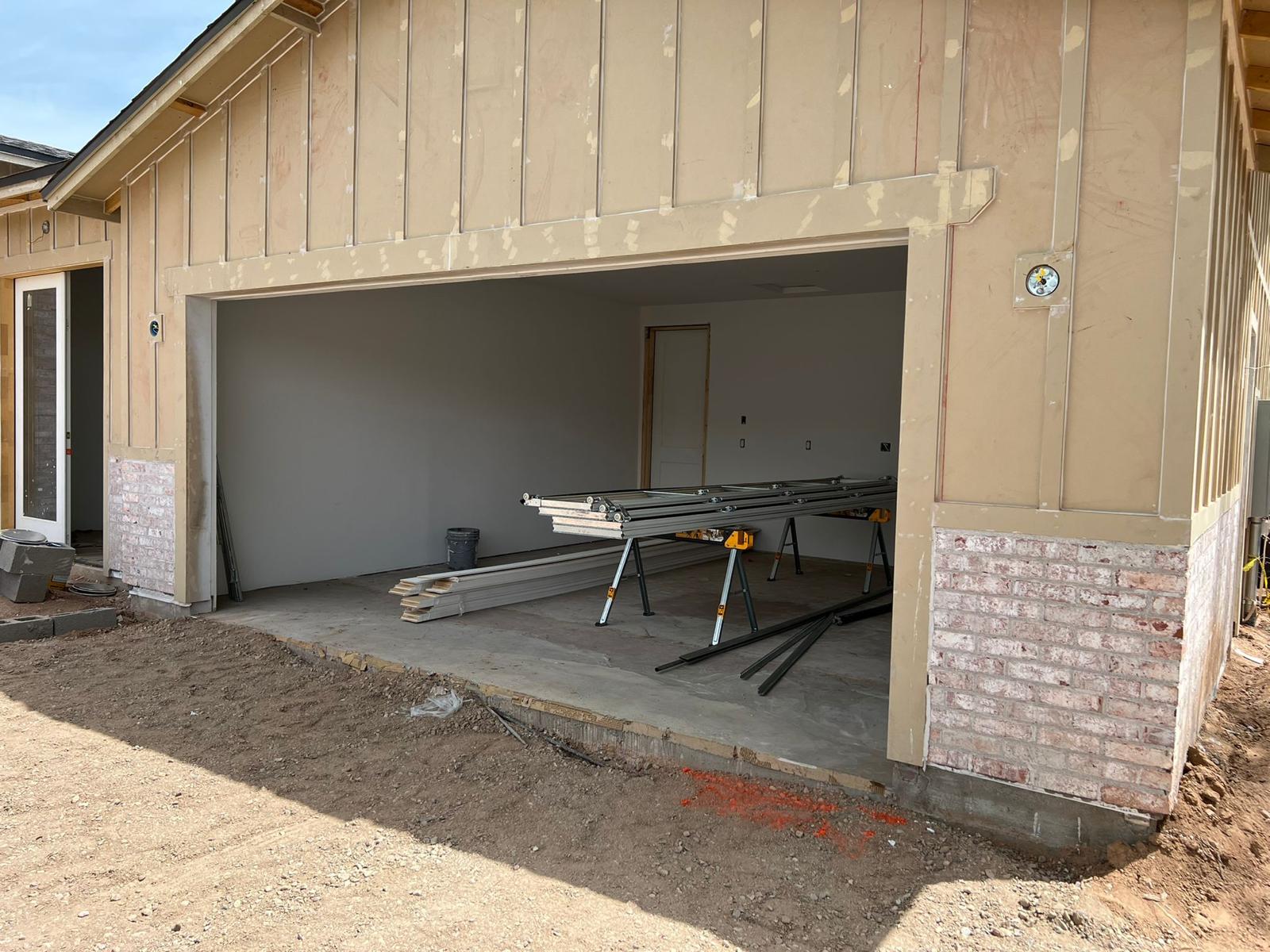 Emergency Garage Door Repair in Gilbert